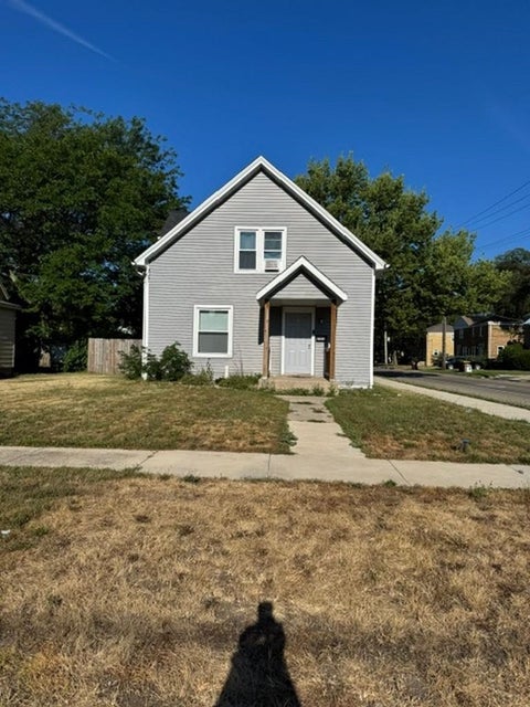 Homes For Sale - 2326 Latham Street<br/> ROCKFORD, IL 61103