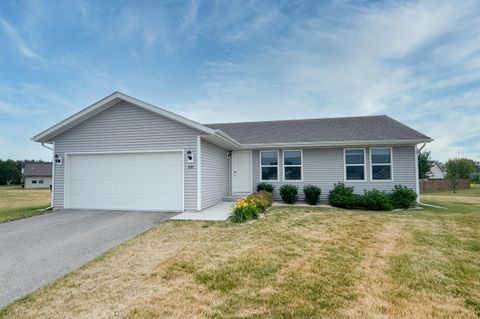 Homes For Sale - 1045 Law Circle<br/> BELVIDERE, IL 61008
