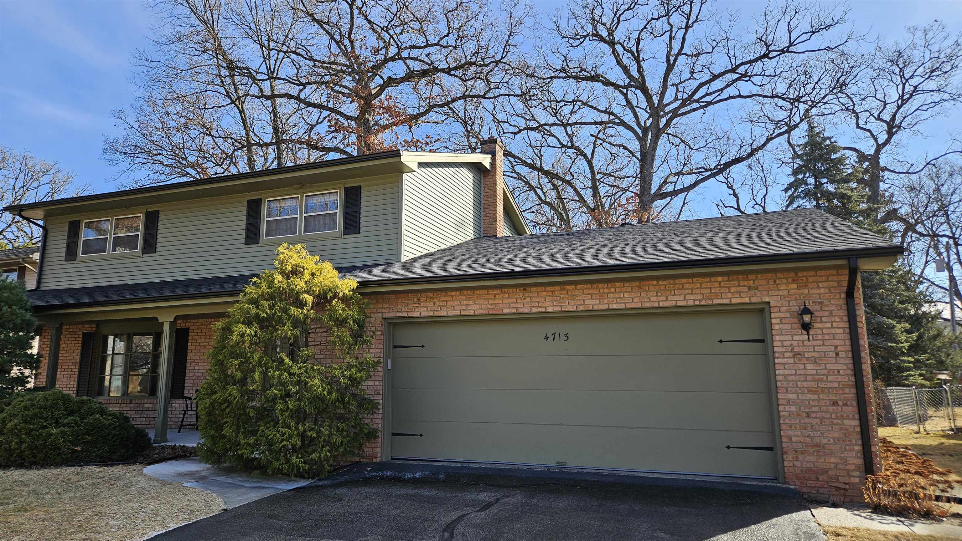 Rockford, Illinois 61114, United States, 4 Bedrooms Bedrooms, ,3 BathroomsBathrooms,Residential,Pending,80980