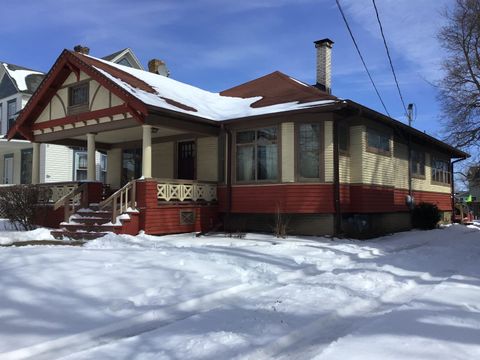 Homes For Sale - 906 Somonauk Street<br/> Dekalb County, SYCAMORE, IL 60178