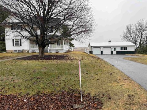 Homes For Sale - 5940 E German Valley Road<br/> Stephenson County, GERMAN VALLEY, IL 61039