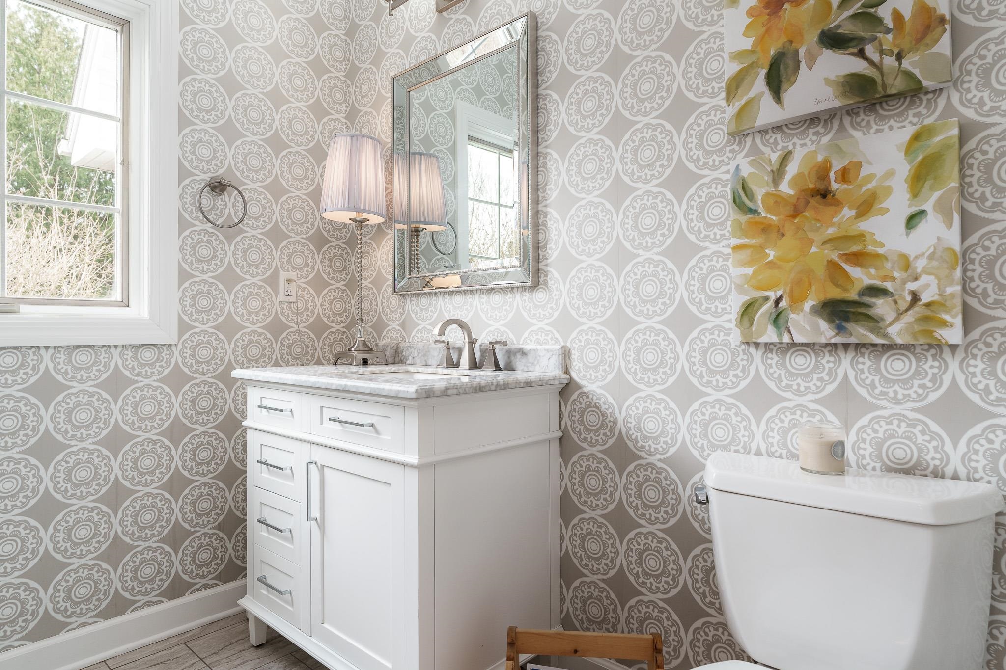 Belvidere, Illinois 61008, United States, 4 Bedrooms Bedrooms, ,4 BathroomsBathrooms,Residential,Pending,62337