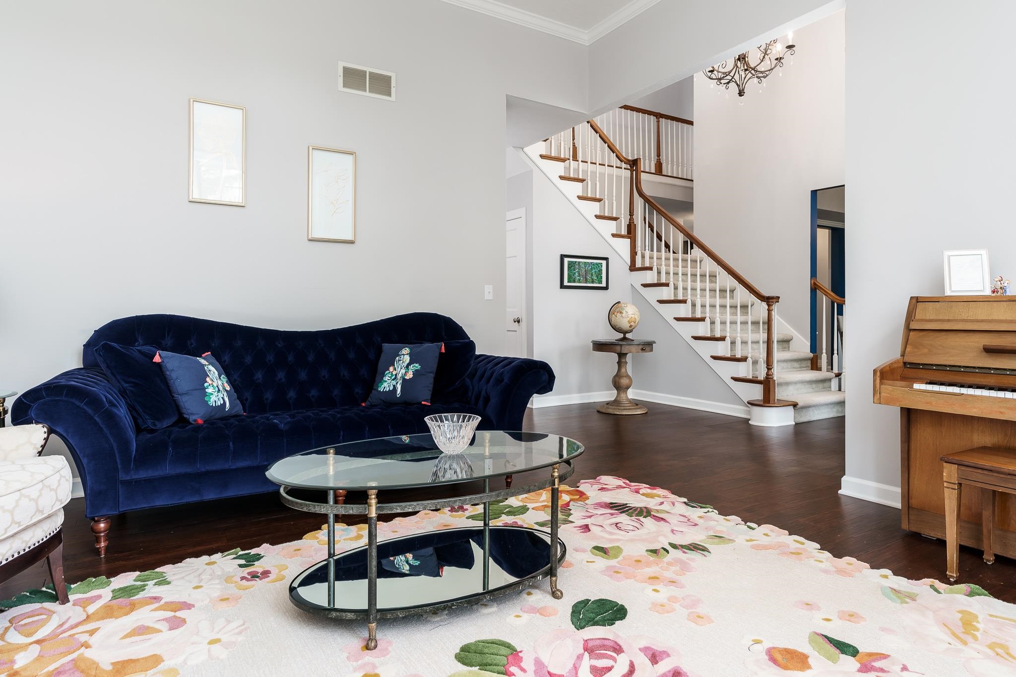 Belvidere, Illinois 61008, United States, 4 Bedrooms Bedrooms, ,4 BathroomsBathrooms,Residential,Pending,62337