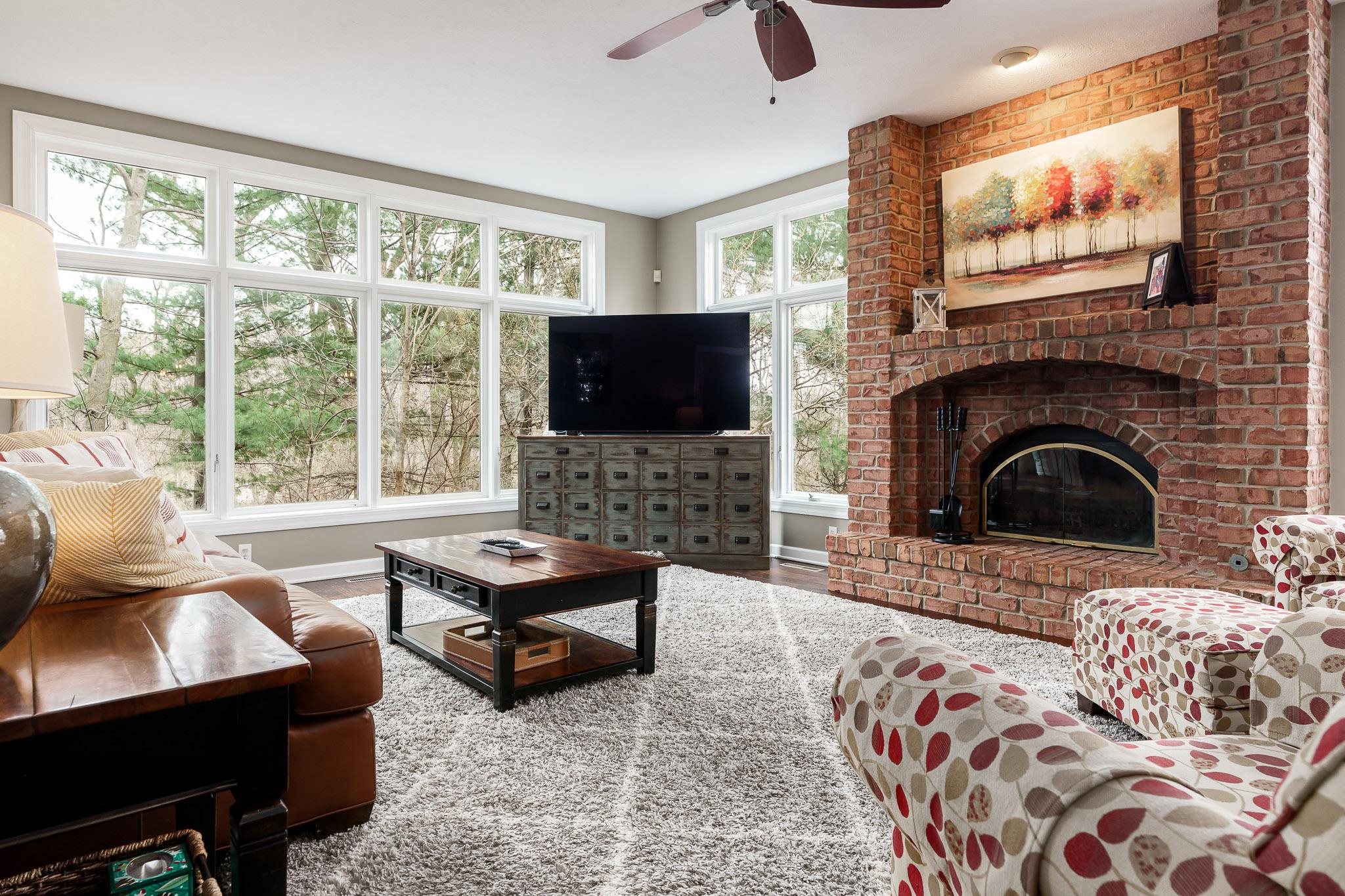 Belvidere, Illinois 61008, United States, 4 Bedrooms Bedrooms, ,4 BathroomsBathrooms,Residential,Pending,62337