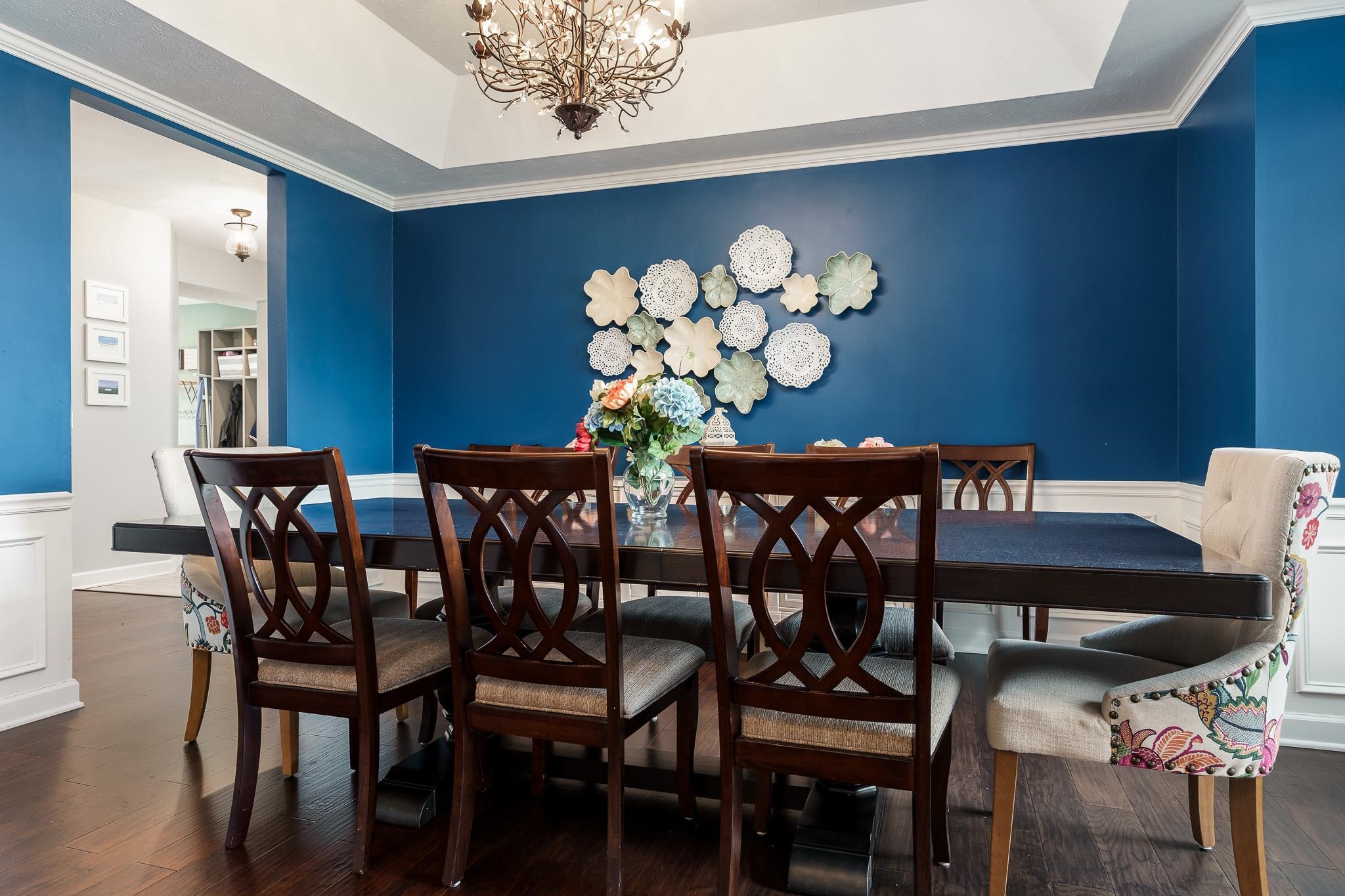 Belvidere, Illinois 61008, United States, 4 Bedrooms Bedrooms, ,4 BathroomsBathrooms,Residential,Pending,62337