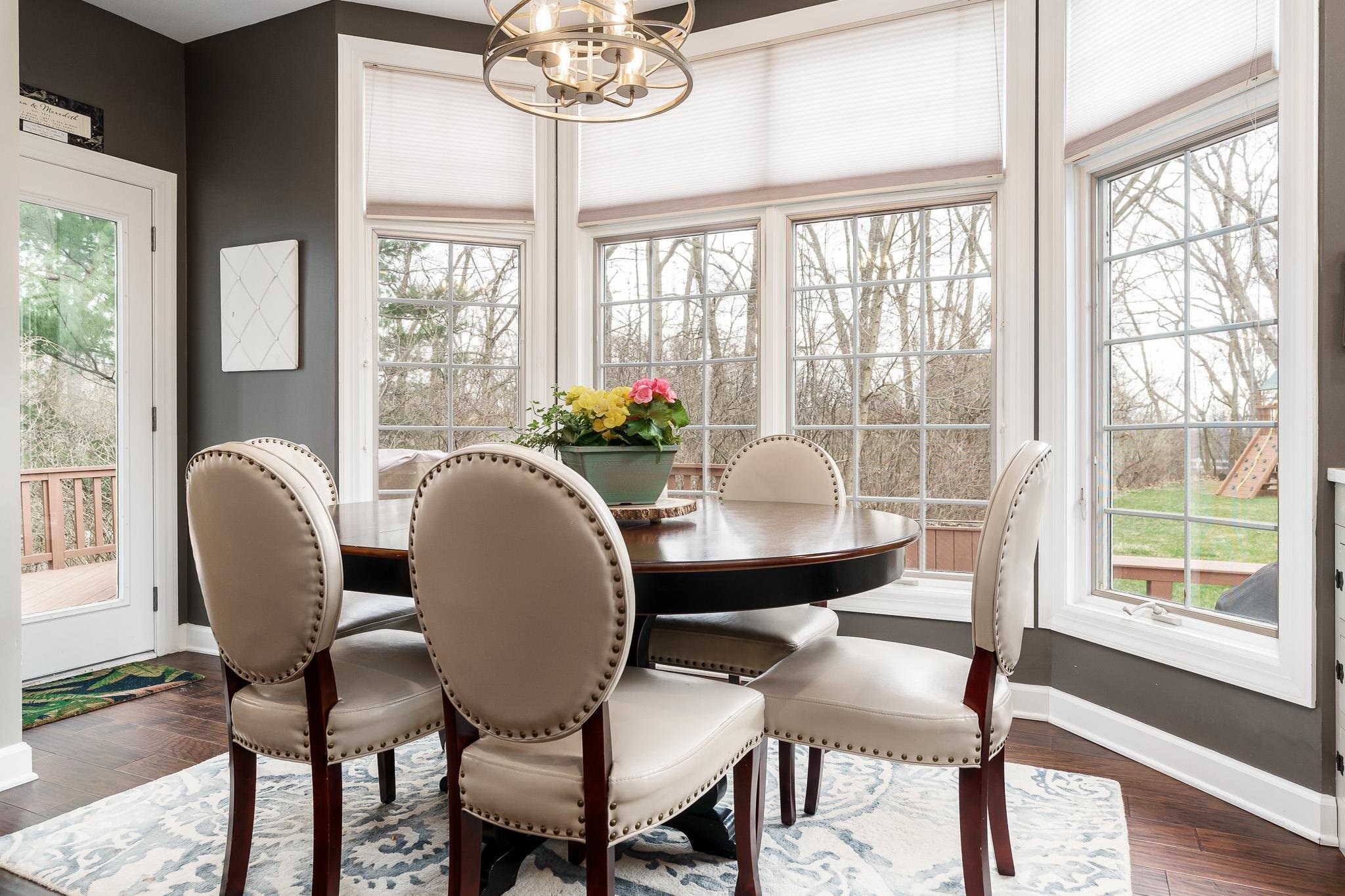 Belvidere, Illinois 61008, United States, 4 Bedrooms Bedrooms, ,4 BathroomsBathrooms,Residential,Pending,62337