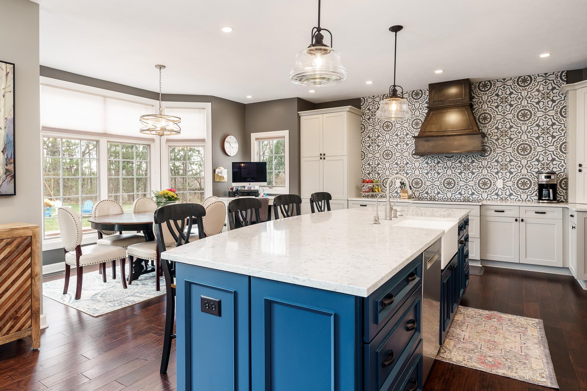 Belvidere, Illinois 61008, United States, 4 Bedrooms Bedrooms, ,4 BathroomsBathrooms,Residential,Pending,62337