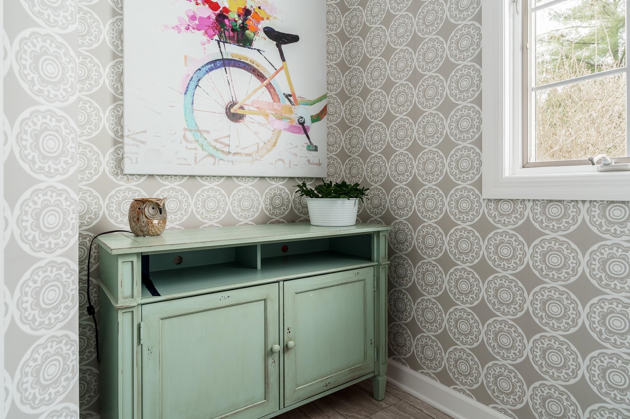 Belvidere, Illinois 61008, United States, 4 Bedrooms Bedrooms, ,4 BathroomsBathrooms,Residential,Pending,62337