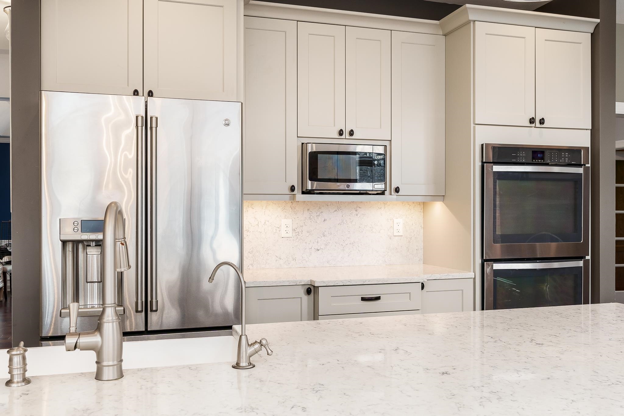 Belvidere, Illinois 61008, United States, 4 Bedrooms Bedrooms, ,4 BathroomsBathrooms,Residential,Pending,62337