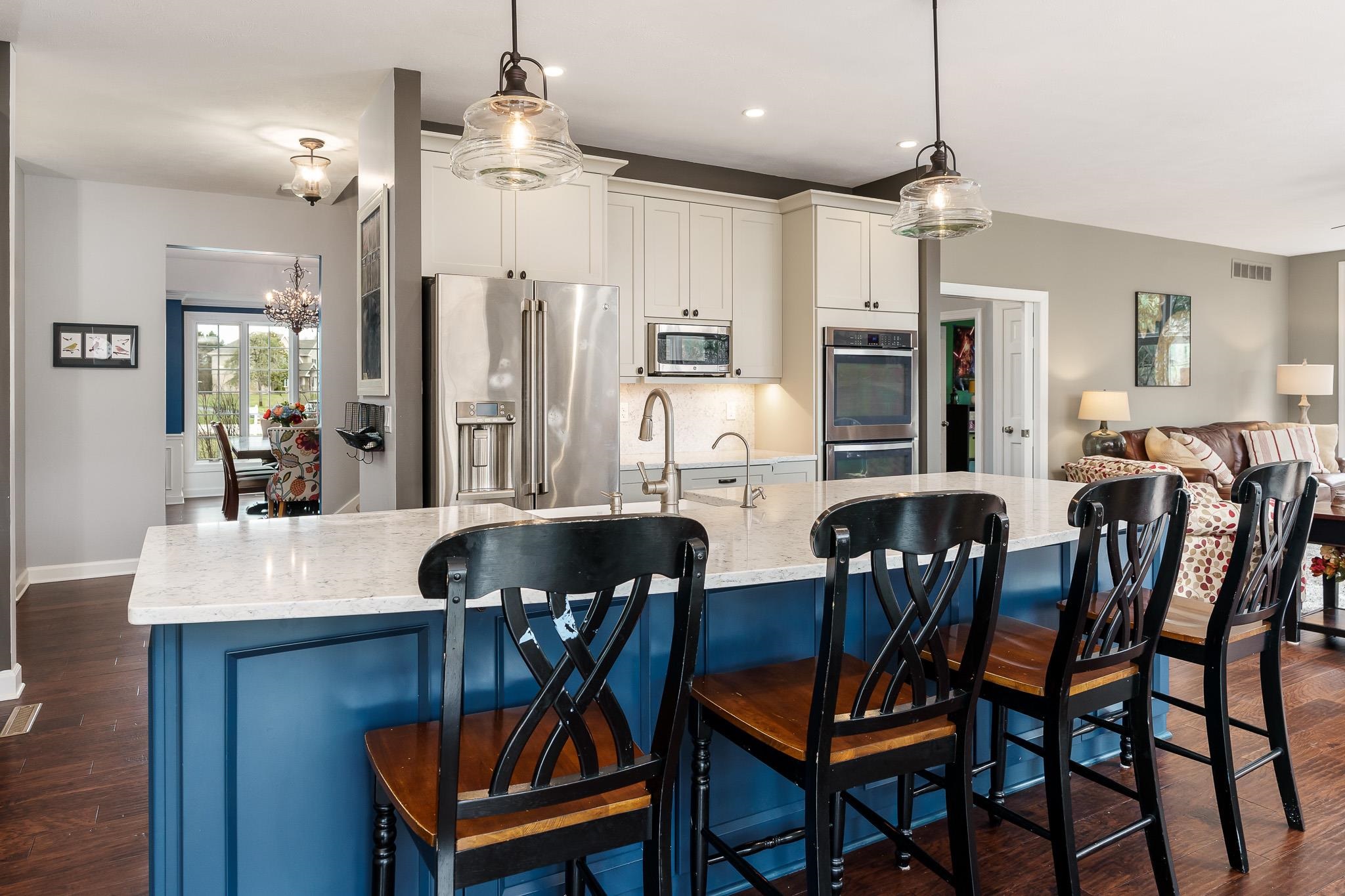 Belvidere, Illinois 61008, United States, 4 Bedrooms Bedrooms, ,4 BathroomsBathrooms,Residential,Pending,62337