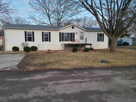 Mobile Home For Sale - LOT 49 Michael Drive<br/> DIXON, IL 61021