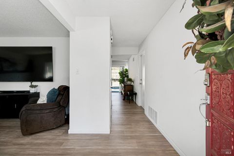 Photo of 101 Panorama Drive, Benicia, CA 94510 (MLS # 326002428)