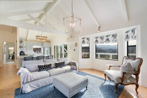 Photo of 603 Sunnyside Road, Saint Helena, CA 94574 (MLS # 325083469)