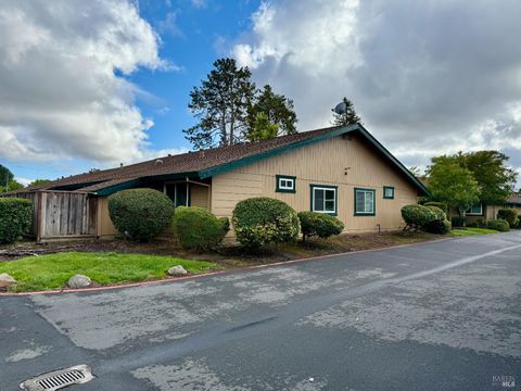Photo of 293 Lincoln Avenue, Cotati, CA 94931 (MLS # 325091294)