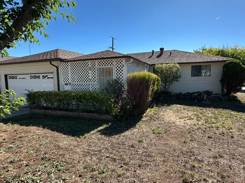 Photo of 101 University Avenue, Vallejo, CA 94591 (MLS # 325094429)