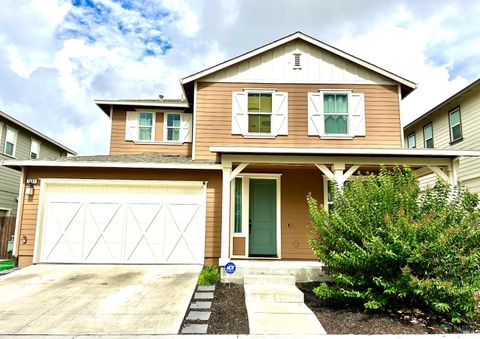 Photo of 7461 Walker Way, Rohnert Park, CA 94928 (MLS # 325097897)