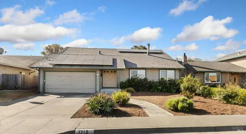 1712 Putnam Way, Petaluma, CA 94954 - MLS#: 325038306