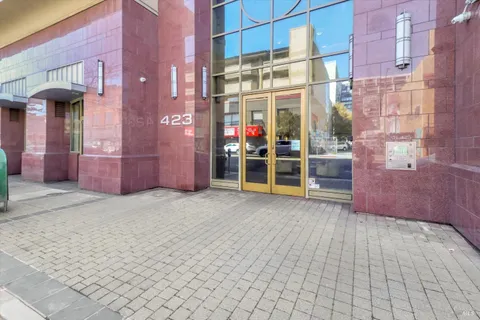 MLS: 325027384