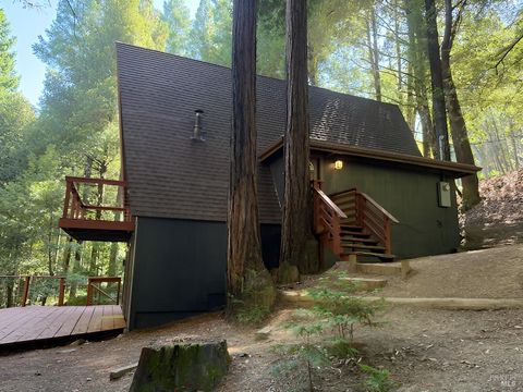 Photo of 26465 Poppy Drive, Willits, CA 95490 (MLS # 326012559)