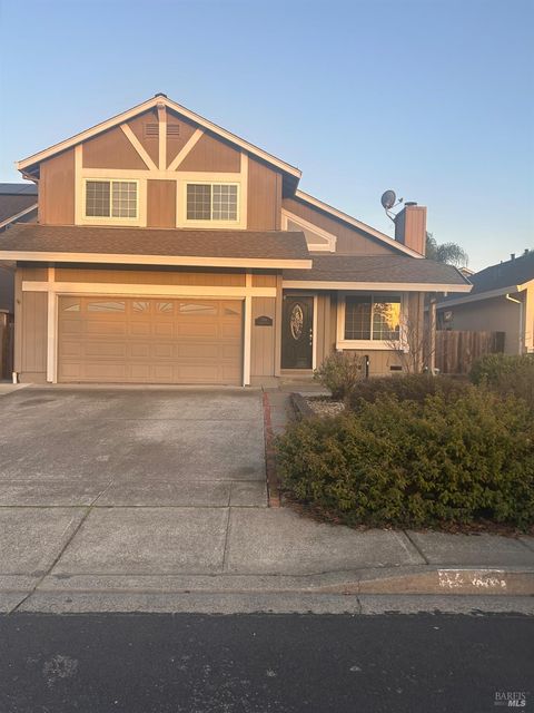 Photo of 7536 Mercedes Way, Rohnert Park, CA 94928 (MLS # 326008057)