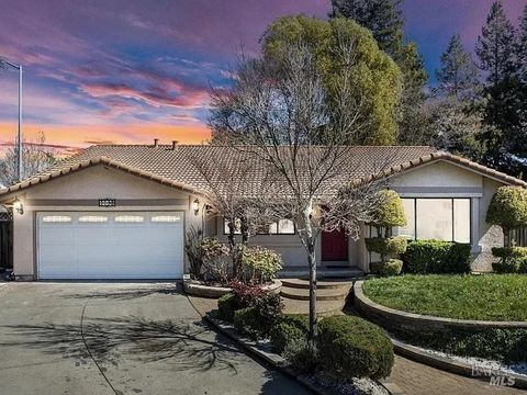 Photo of 3148 Shetland Court, Fairfield, CA 94533 (MLS # 326000956)