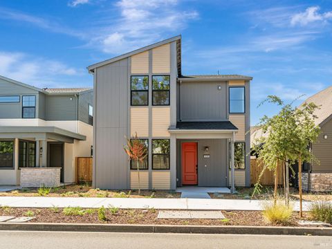 Photo of 9029 Camino Colegio Road, Rohnert Park, CA 94928 (MLS # 325017494)