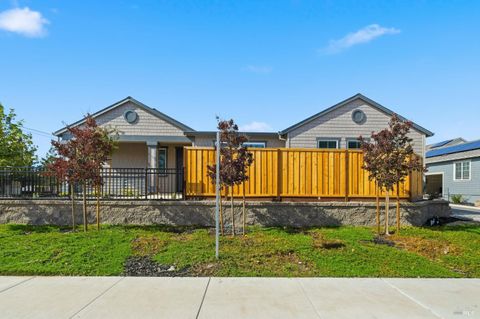 Photo of 229 Octopus Street, Suisun City, CA 94585 (MLS # 325086251) Photo of 229 Octopus Street, Suisun City, CA 94585 (MLS # 325086251)
