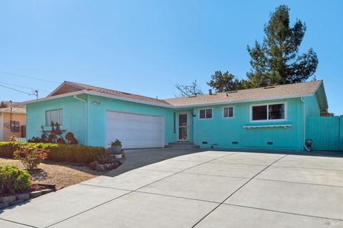Photo of 7799 Blair Avenue, Rohnert Park, CA 94928 (MLS # 326015070)