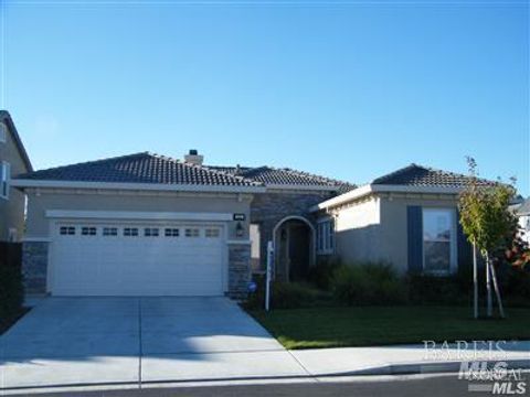 Photo of 601 Sparrowhawk Drive, Vacaville, CA 95687 (MLS # 326001933)
