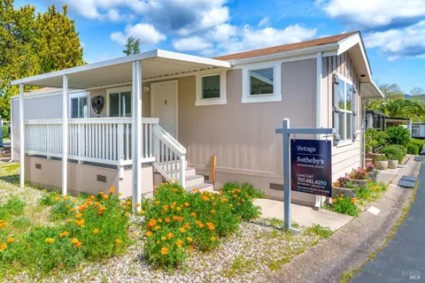 2412 Foothill Boulevard Unit 26, Calistoga, CA 94515 - MLS#: 325008686