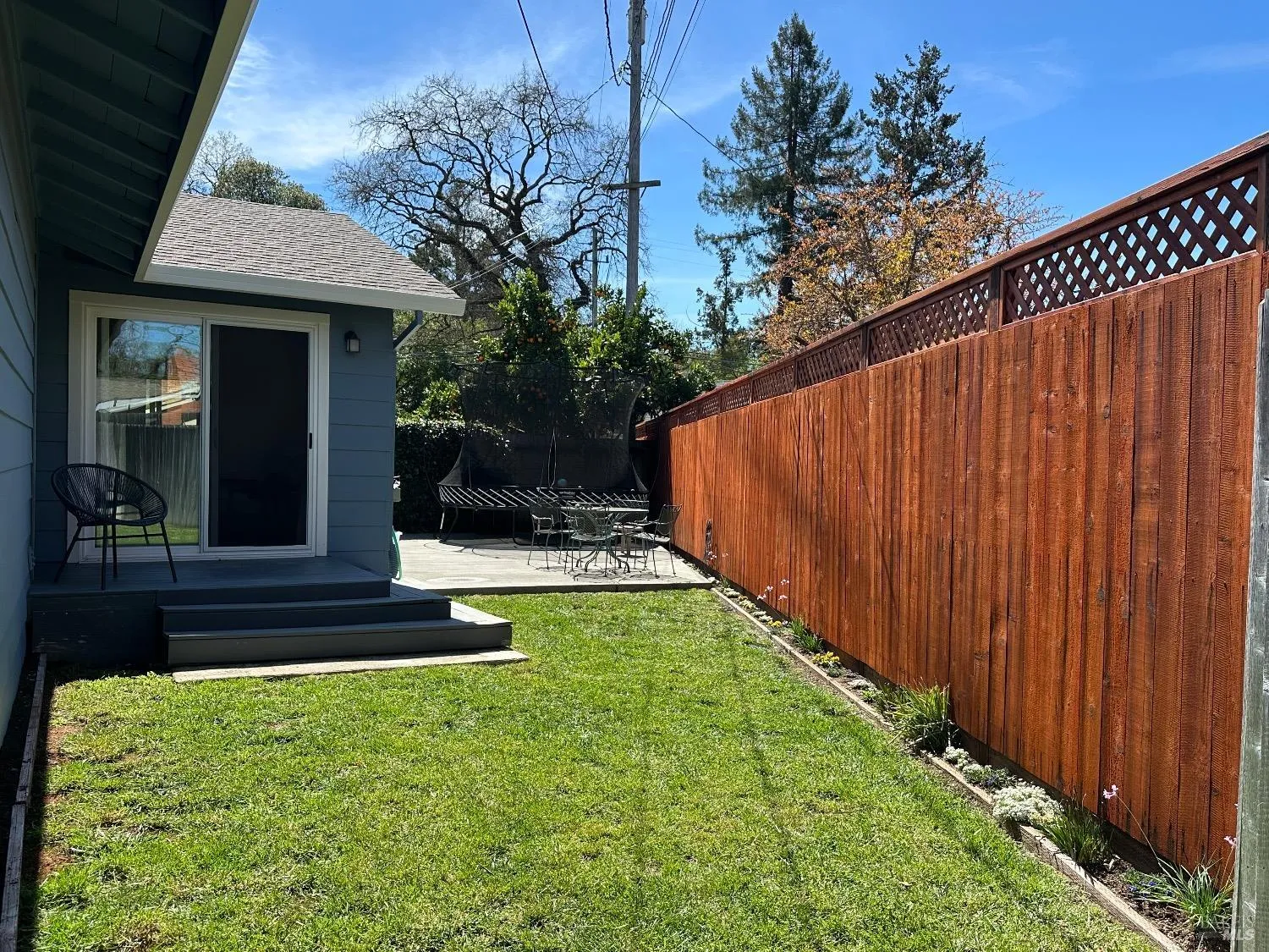 Santa Rosa, California 95405, United States, 3 Bedrooms Bedrooms, ,1 BathroomBathrooms,Residential,Active,98314