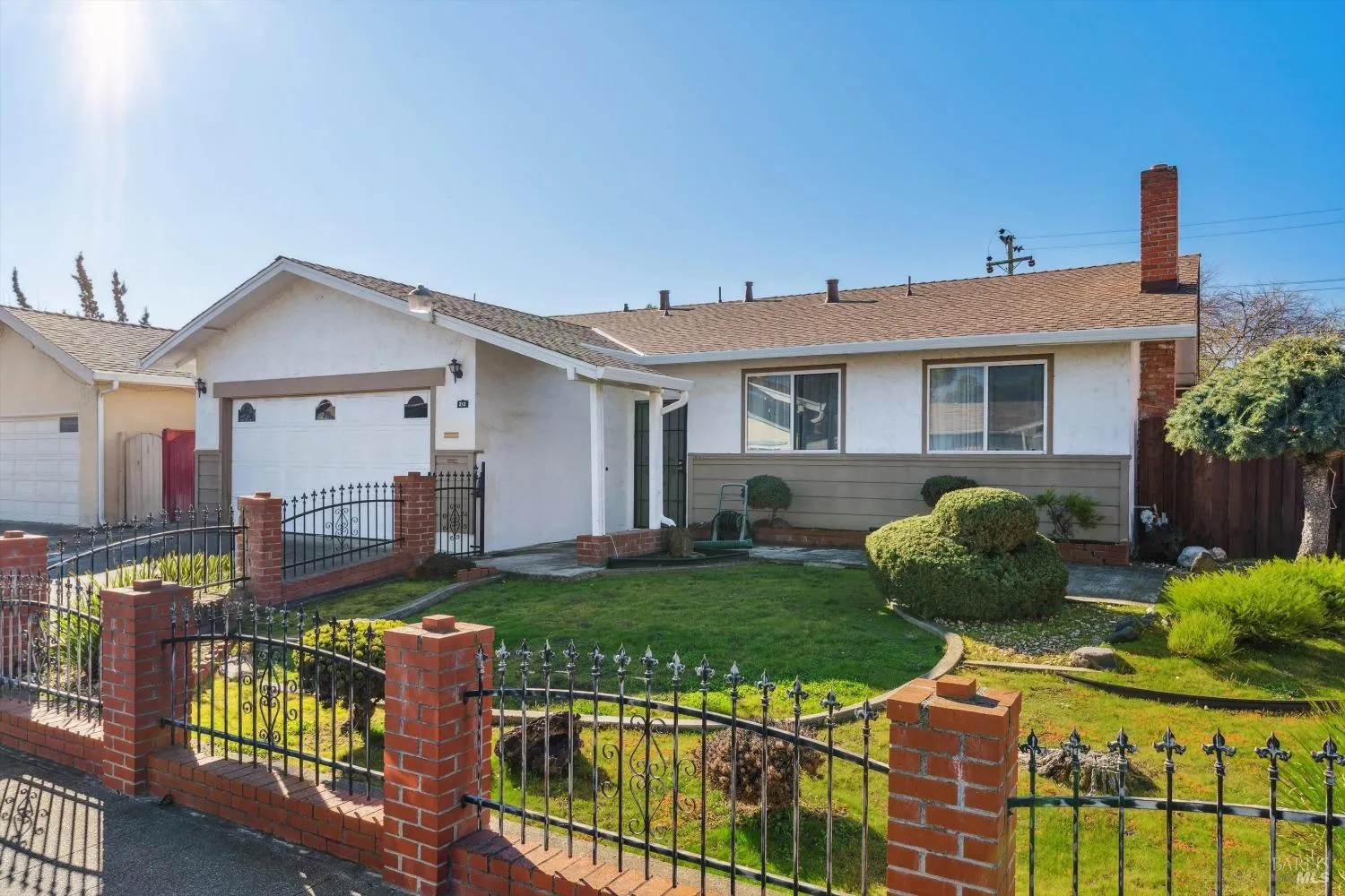 Vallejo, California 94589, United States, 3 Bedrooms Bedrooms, ,2 BathroomsBathrooms,Residential,Contingent,20019