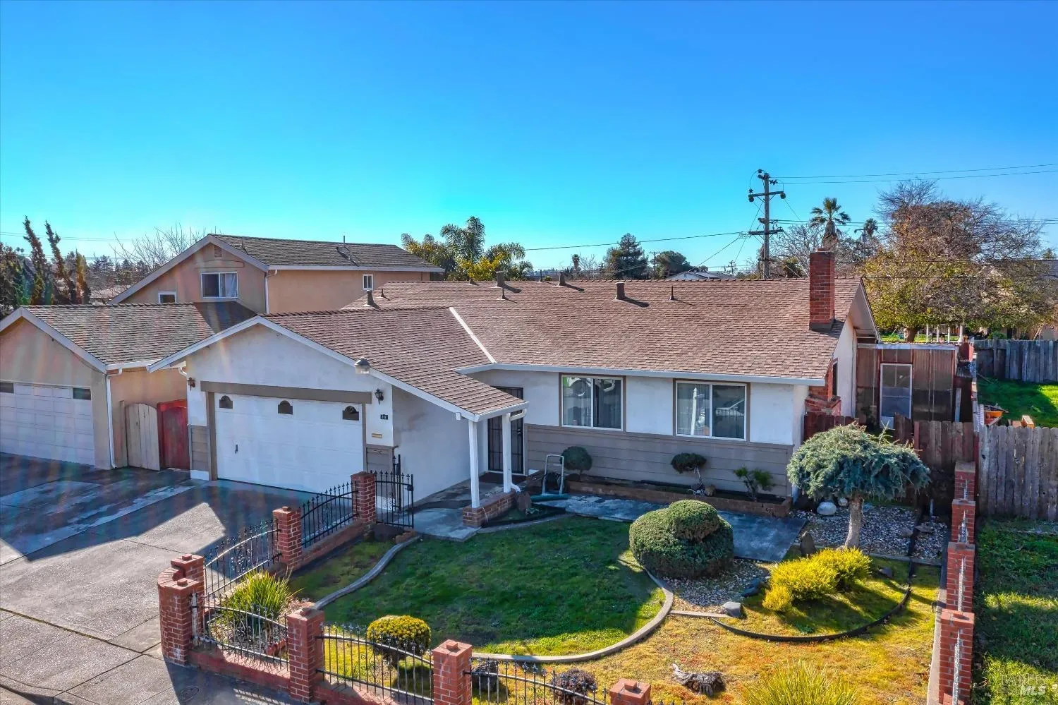 Vallejo, California 94589, United States, 3 Bedrooms Bedrooms, ,2 BathroomsBathrooms,Residential,Contingent,20019