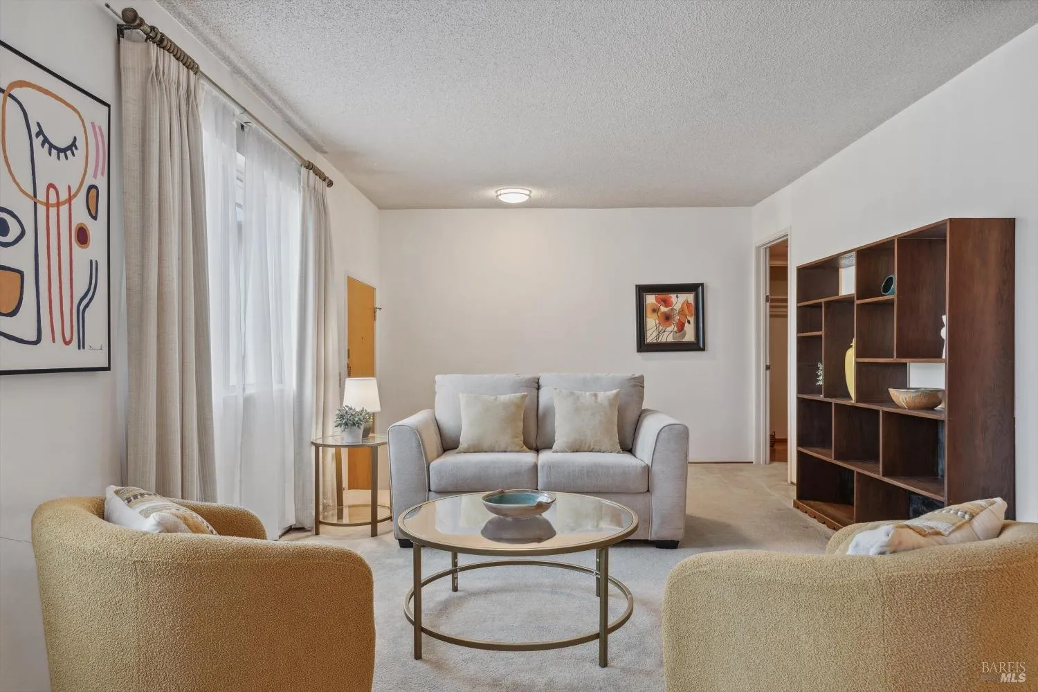 Vallejo, California 94589, United States, 3 Bedrooms Bedrooms, ,2 BathroomsBathrooms,Residential,Contingent,20019