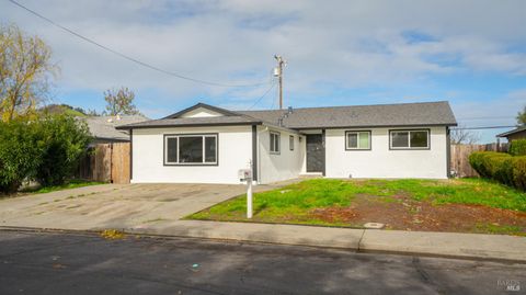 Photo of 70 Manzanita Drive, Vacaville, CA 95688 (MLS # 326000063)