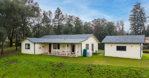 8100 Pinecrest Drive, Redwood Valley, CA 95470 - MLS#: 325014036