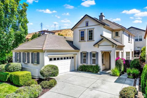 Photo of 7004 Alder Creek Road, Vallejo, CA 94591 (MLS # 326008294)