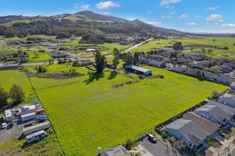 3015 Petaluma Hill Road, Santa Rosa, CA 95404 - MLS#: 325020116