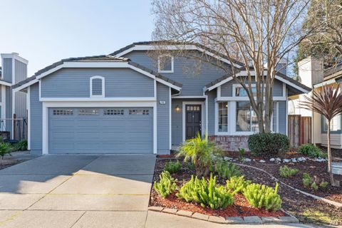 Photo of 160 Flametree Circle, Windsor, CA 95492 (MLS # 326000820)