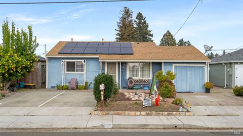 Photo of 54 Bryan Avenue, Napa, CA 94558 (MLS # 326009924)