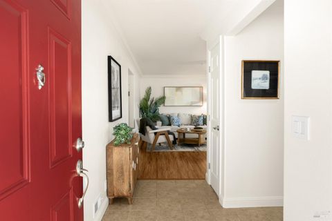 Photo of 225 Burt Street #3, Santa Rosa, CA 95407 (MLS # 326016982)