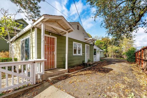 Photo of 751 Verano Avenue, Sonoma, CA 95476 (MLS # 325094605)