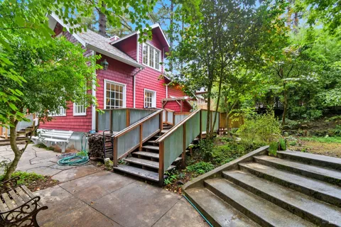 40 Gilson Avenue, Camp Meeker, CA 95419 - #: 325085013