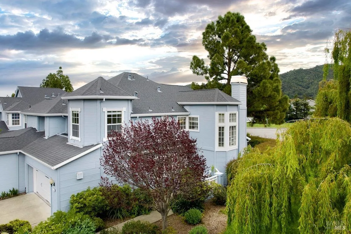 San Rafael, California 94903, United States, 3 Bedrooms Bedrooms, ,3 BathroomsBathrooms,Residential,Active,119944