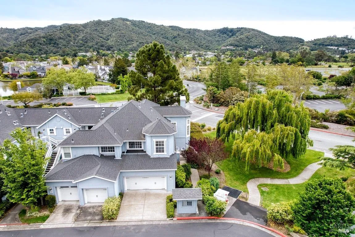 San Rafael, California 94903, United States, 3 Bedrooms Bedrooms, ,3 BathroomsBathrooms,Residential,Active,119944