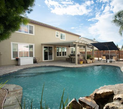 Photo of 1440 Folsom Downs Circle, Dixon, CA 95620 (MLS # 325093458) Photo of 1440 Folsom Downs Circle, Dixon, CA 95620 (MLS # 325093458)