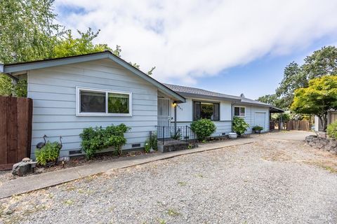 Photo of 8547 Old Redwood Highway, Windsor, CA 95492 (MLS # 325064641)
