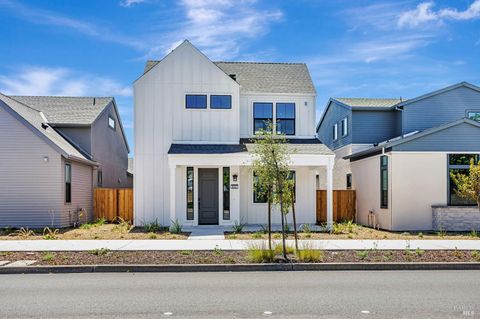 Photo of 9037 Camino Colegio Street, Rohnert Park, CA 94928 (MLS # 325035089)