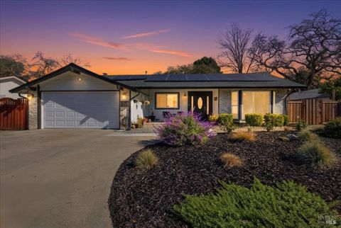 Photo of 451 Alamo Drive, Vacaville, CA 95688 (MLS # 326017918)