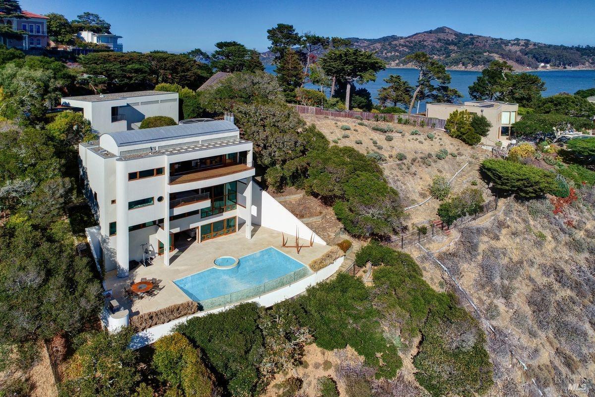 445 Belvedere Avenue
